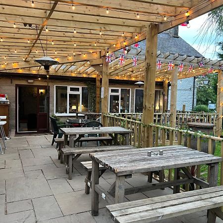 The Royal Oak Inn, Wetton Exterior photo