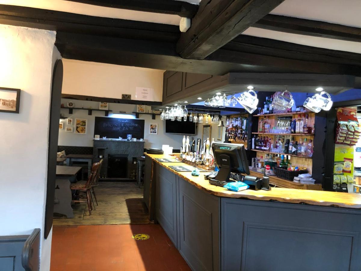 The Royal Oak Inn, Wetton Exterior photo